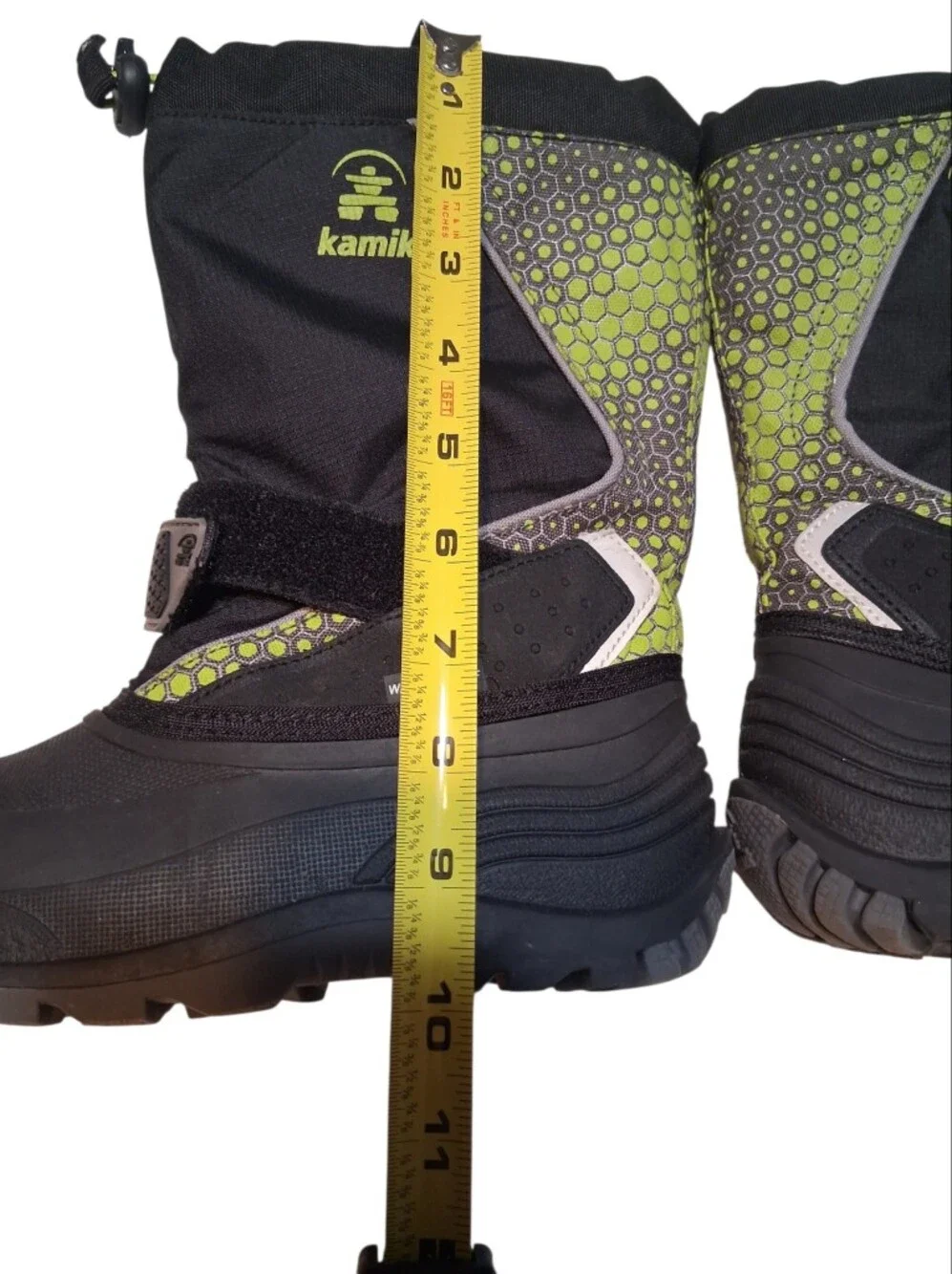 Kamik Kids Waterproof Snow Boots Black Neon Green Toggle Strap Youth Size 1